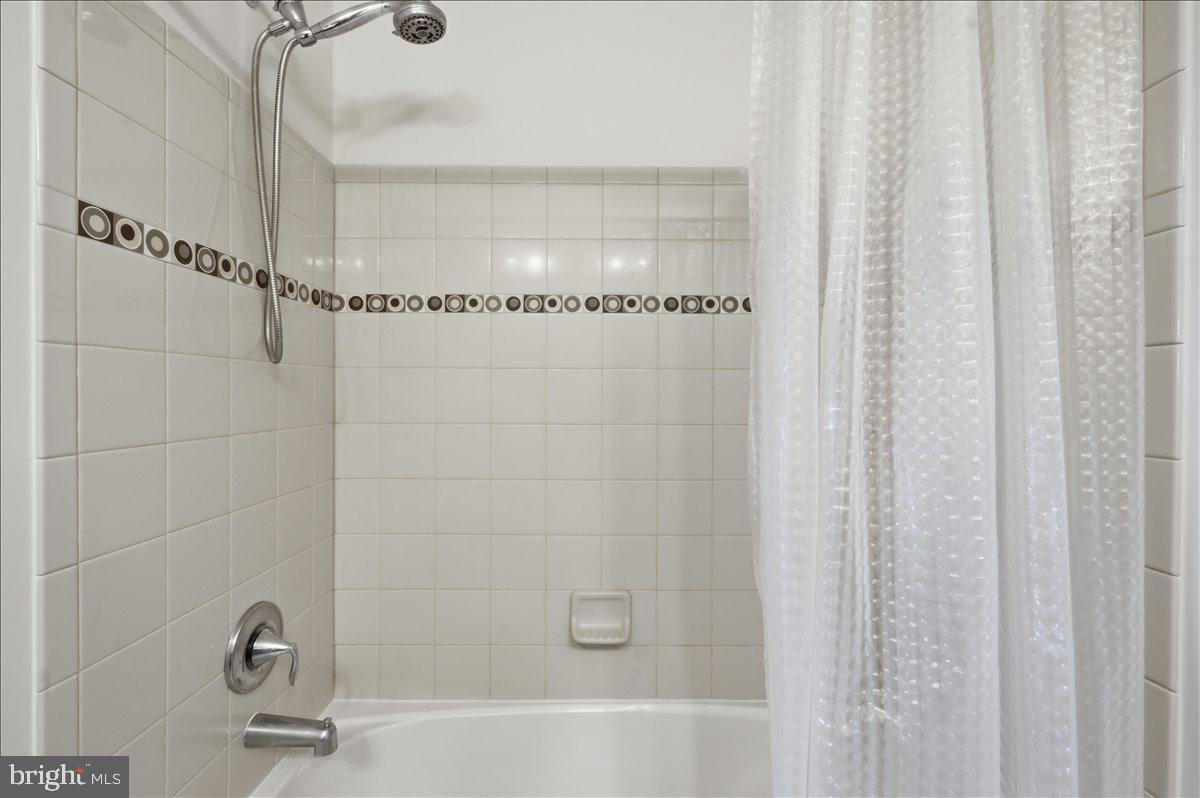 BLUE RIDGE GLEN - Residential