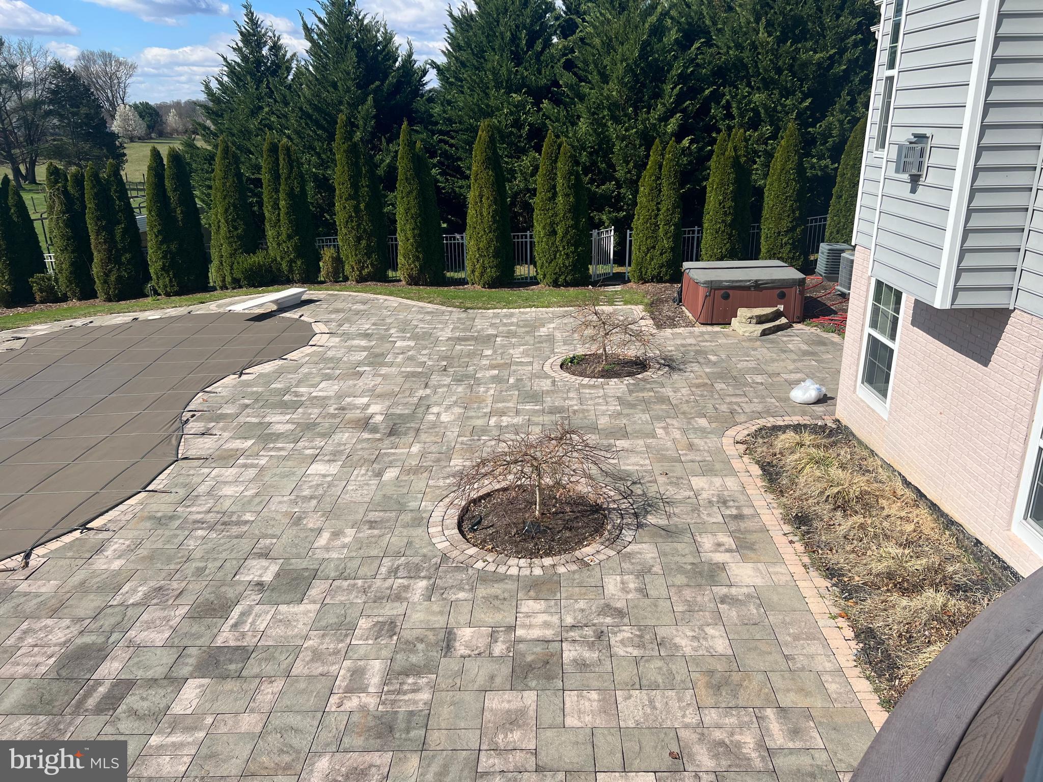 BLUE RIDGE GLEN - Residential