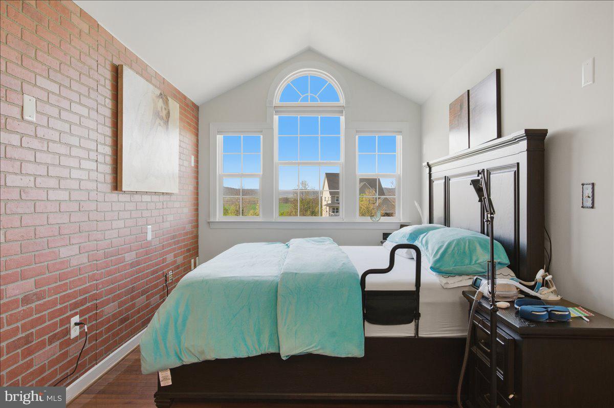 BLUE RIDGE GLEN - Residential