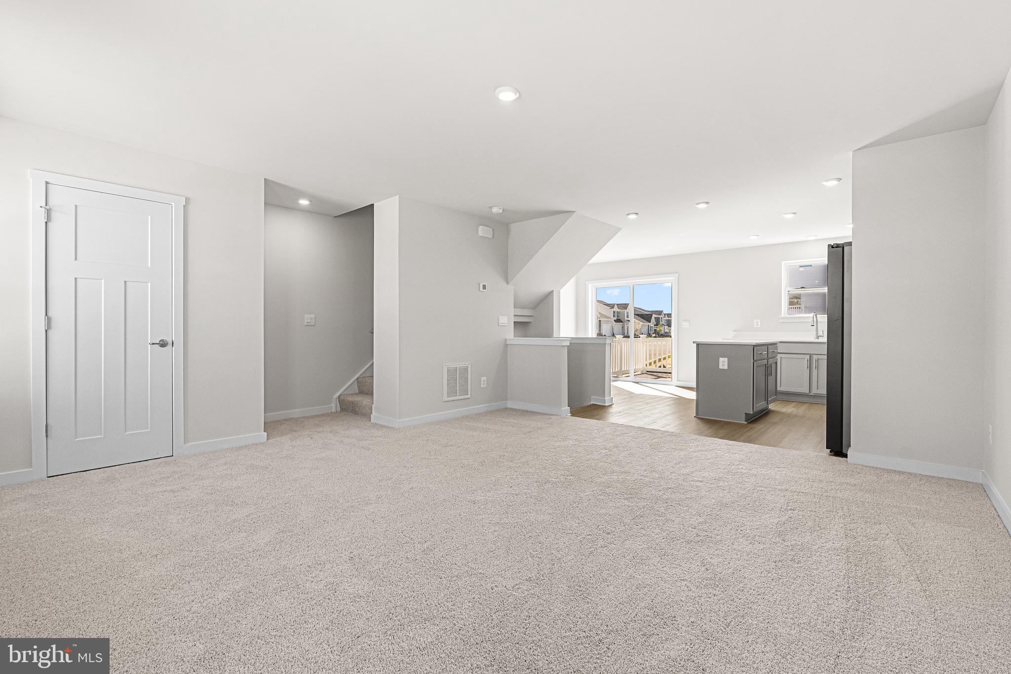 HUNTWELL WEST - Residential