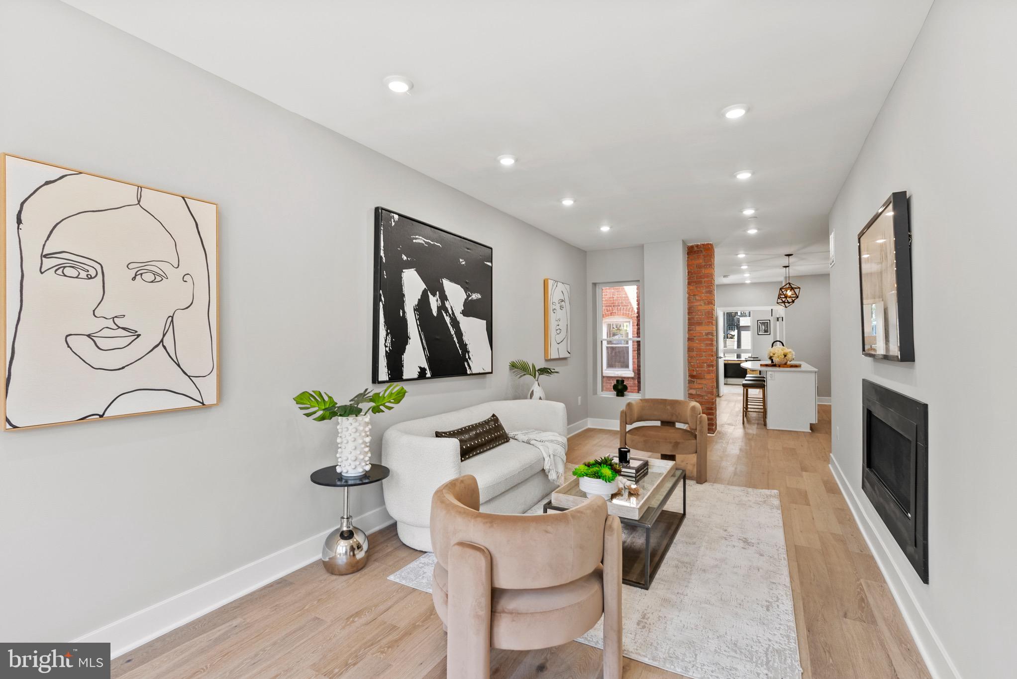 26 TODD PLACE NE 1