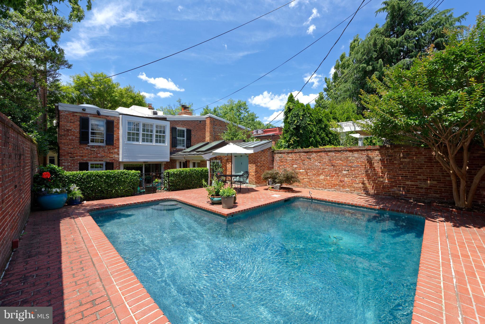 OLD TOWN - Residential