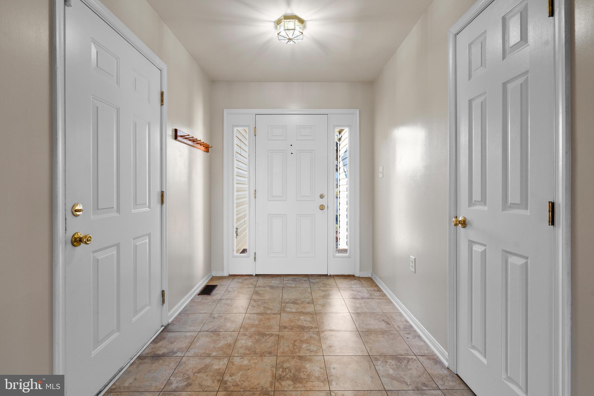 LOCUST HILL - Residential