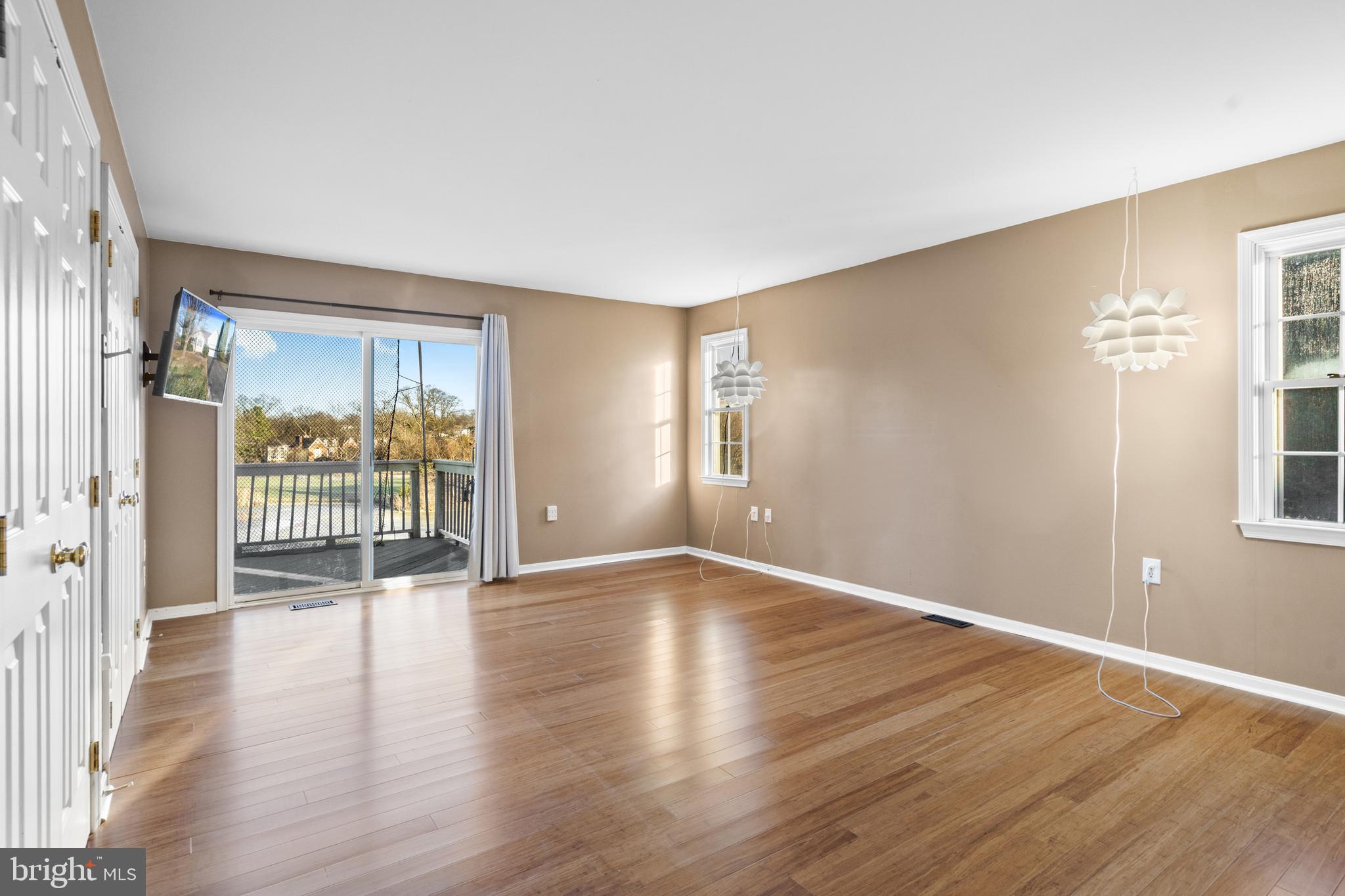 LOCUST HILL - Residential