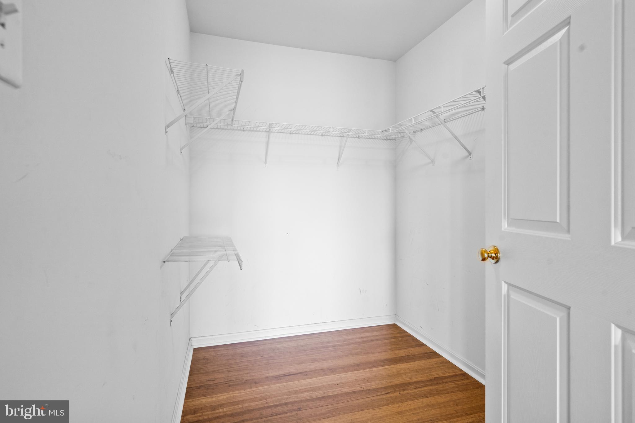 LOCUST HILL - Residential