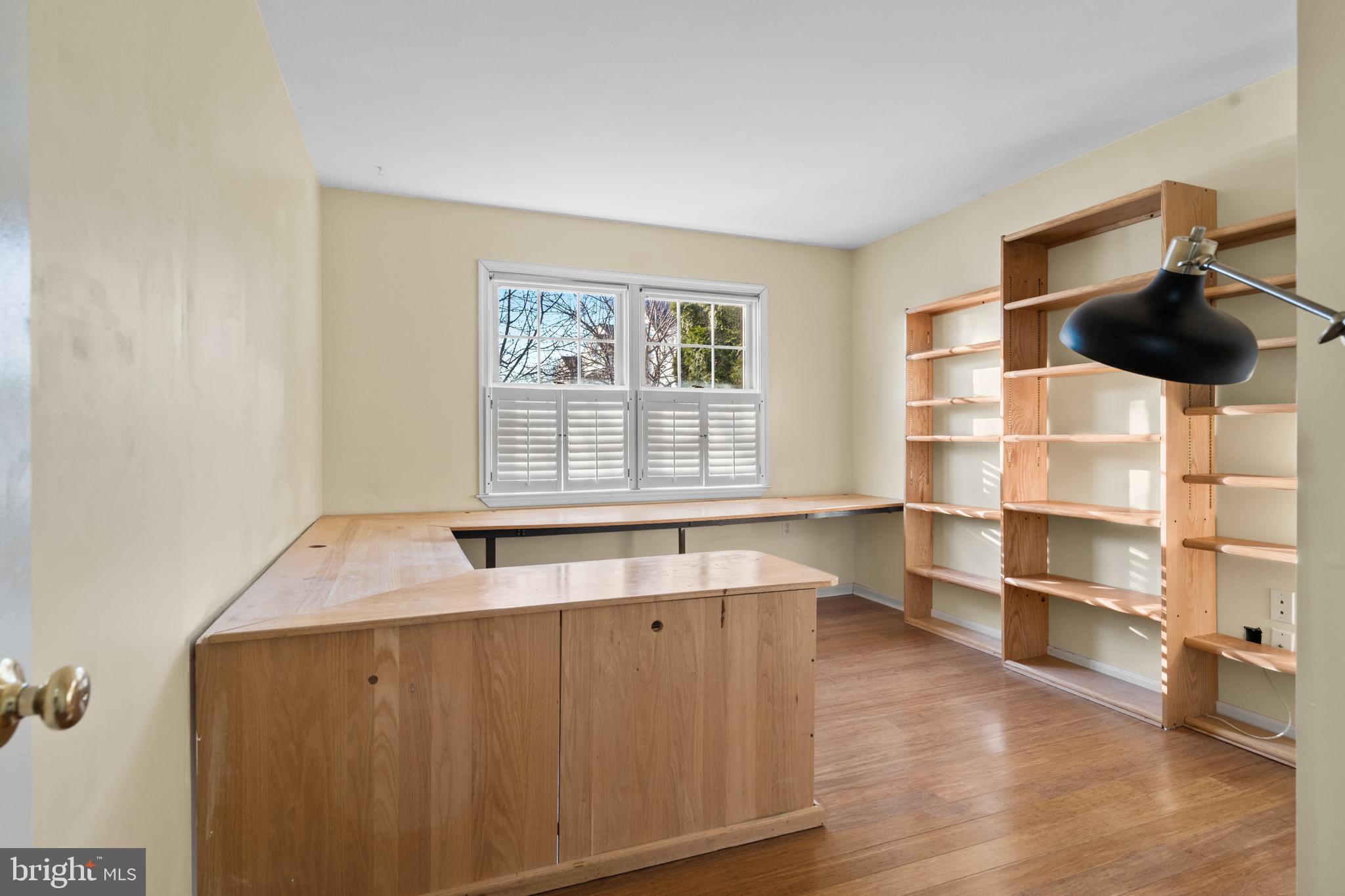 LOCUST HILL - Residential