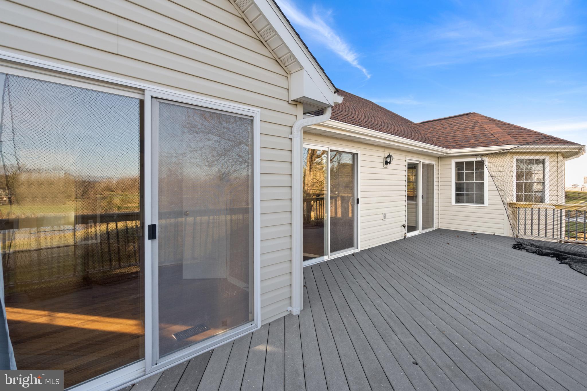 LOCUST HILL - Residential