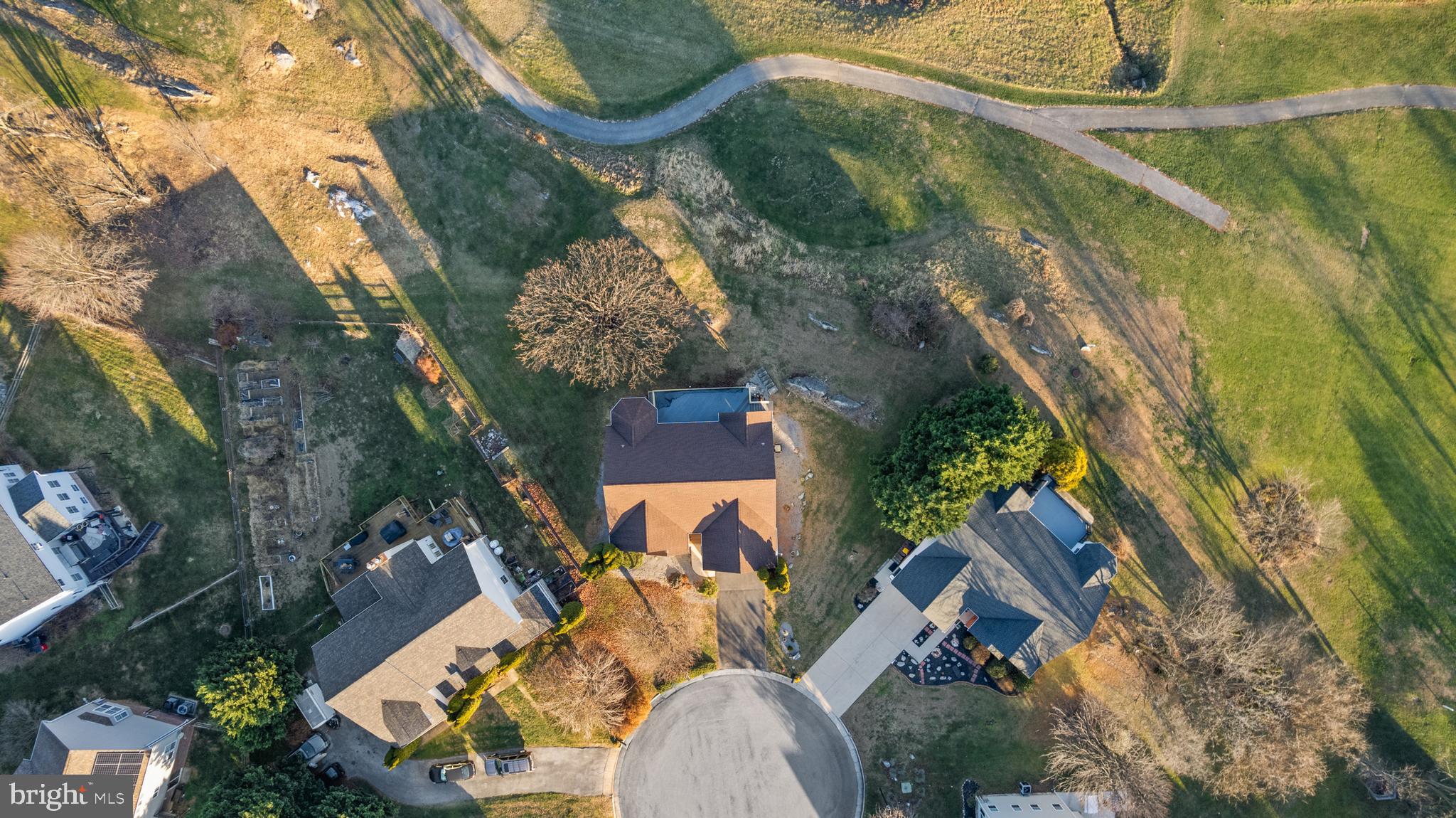 LOCUST HILL - Residential