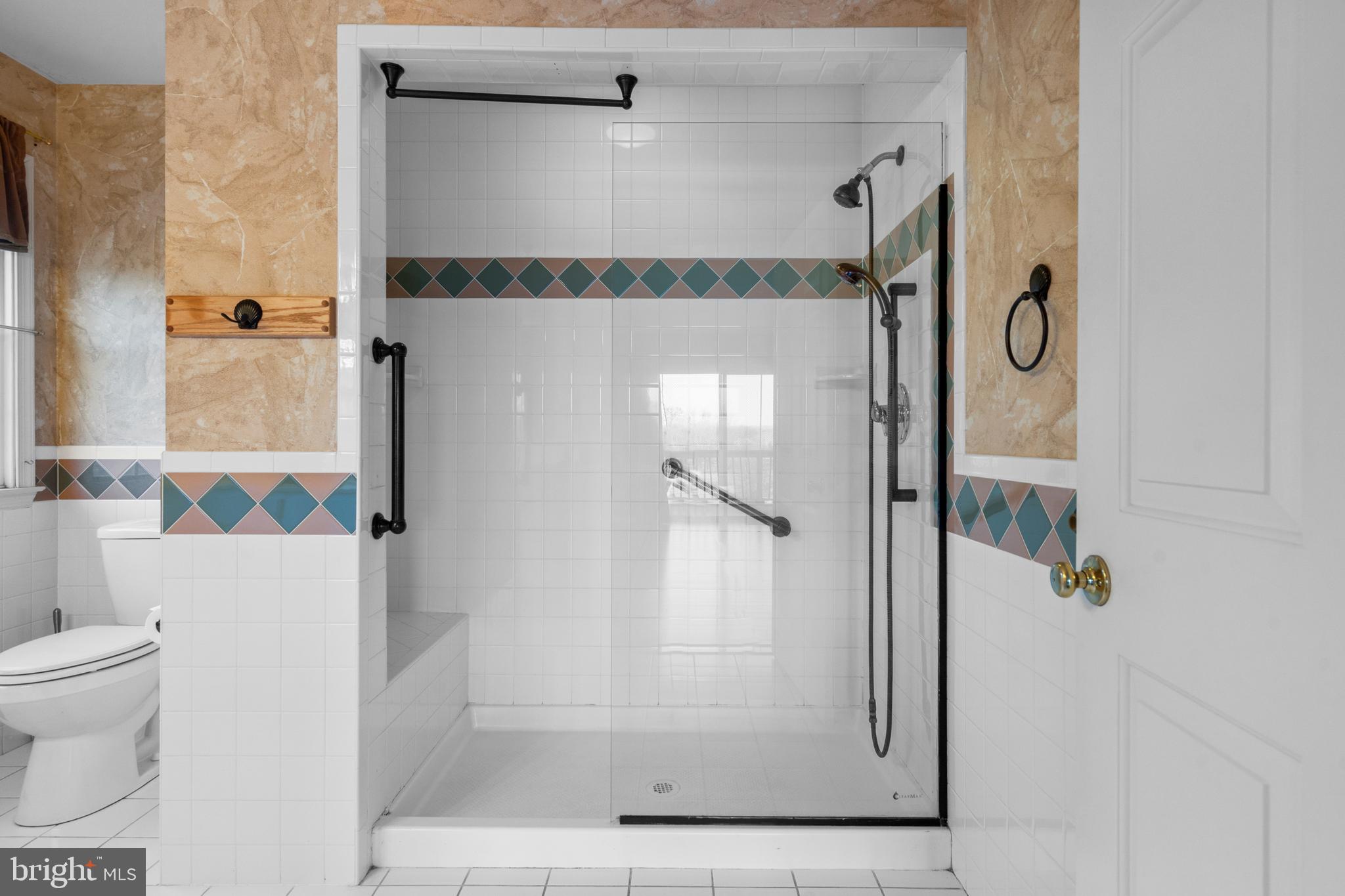 LOCUST HILL - Residential