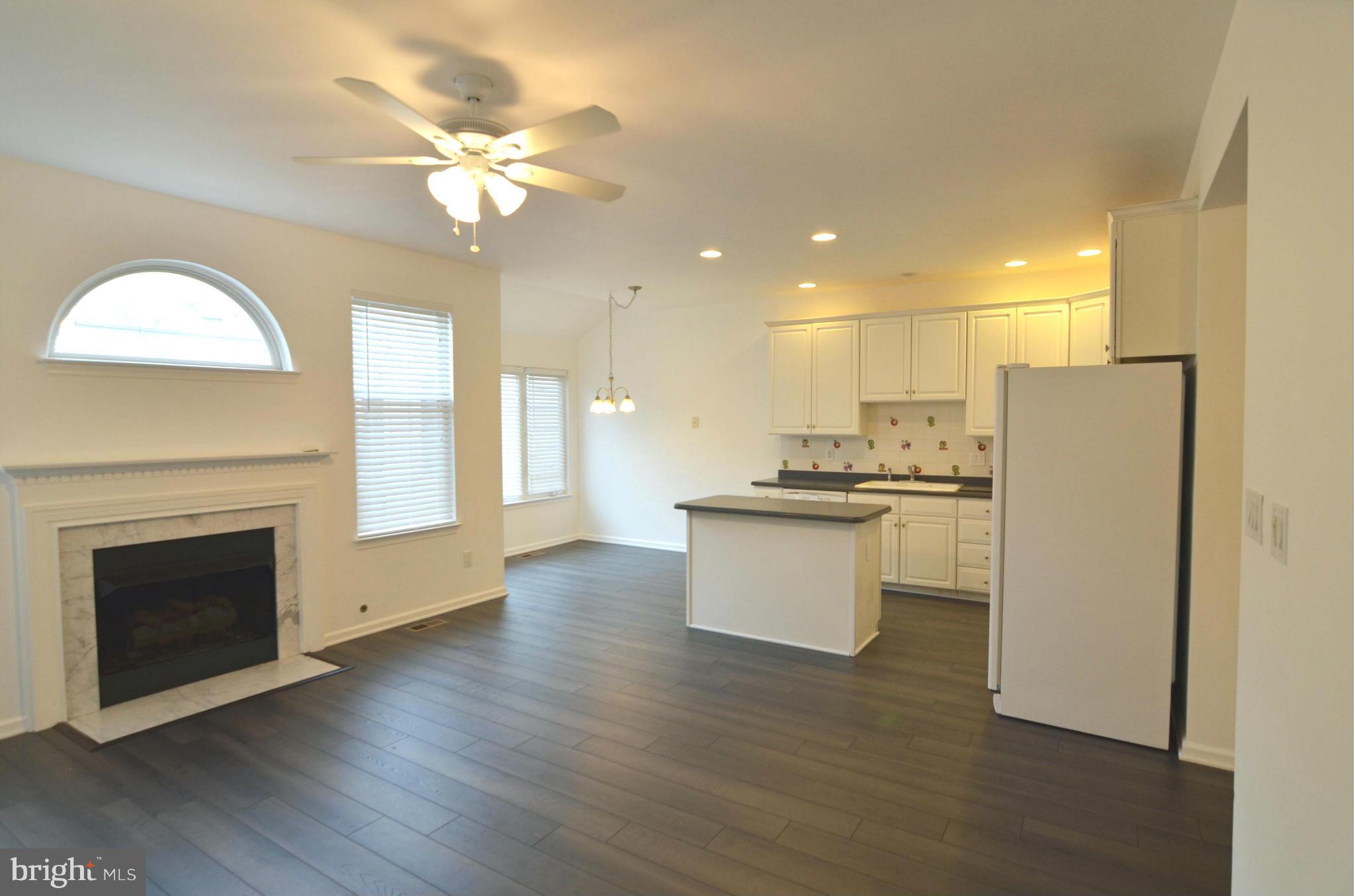 FARMWELL HUNT - Residential Lease