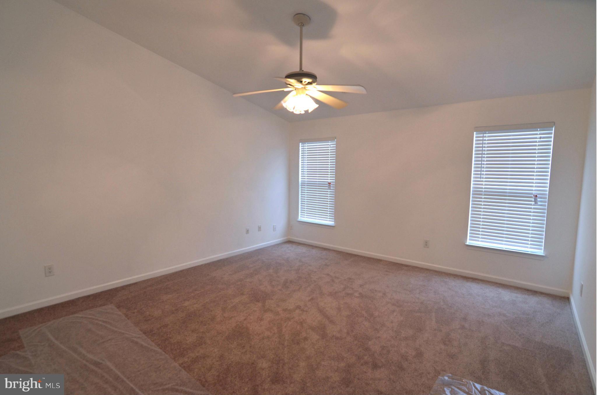 FARMWELL HUNT - Residential Lease