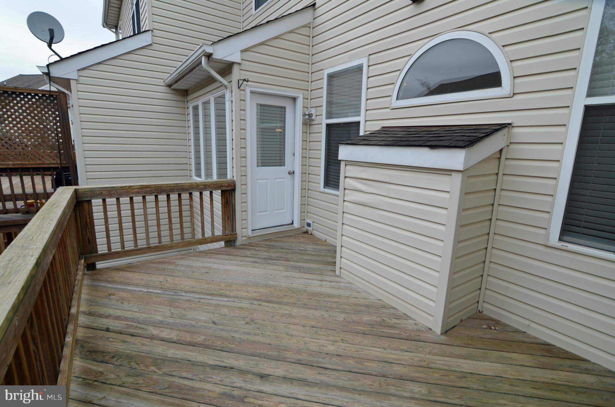 FARMWELL HUNT - Residential Lease