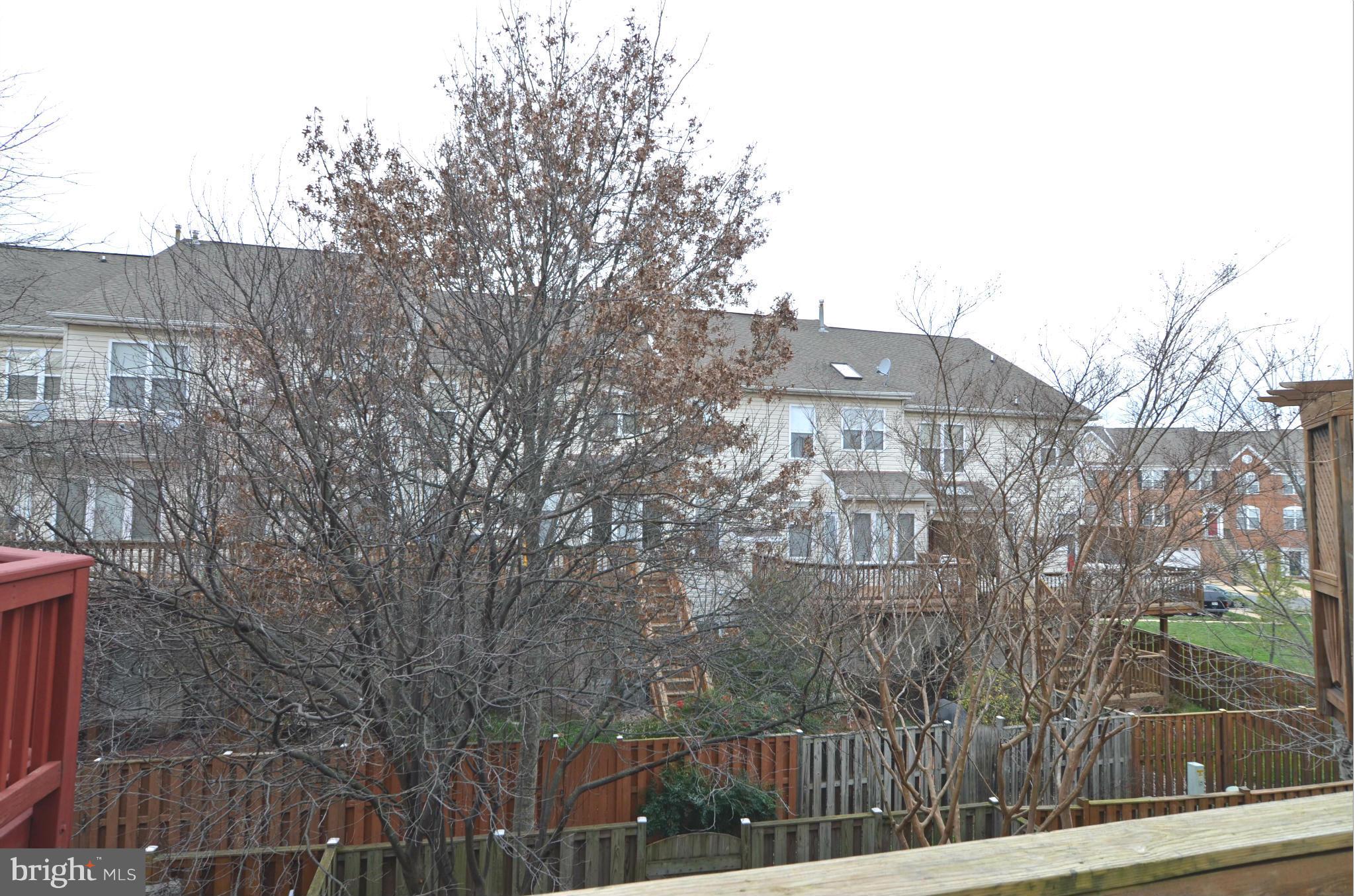 FARMWELL HUNT - Residential Lease