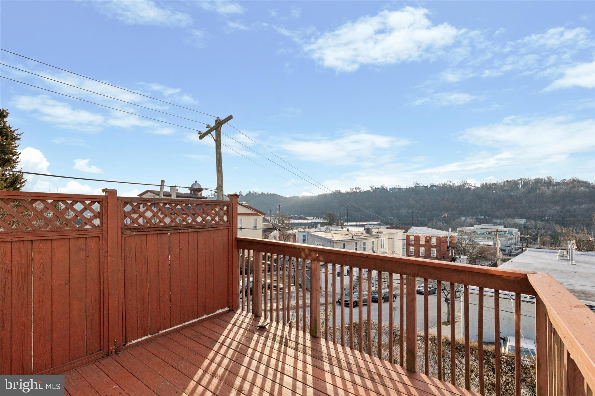 CONSHOHOCKEN - Residential