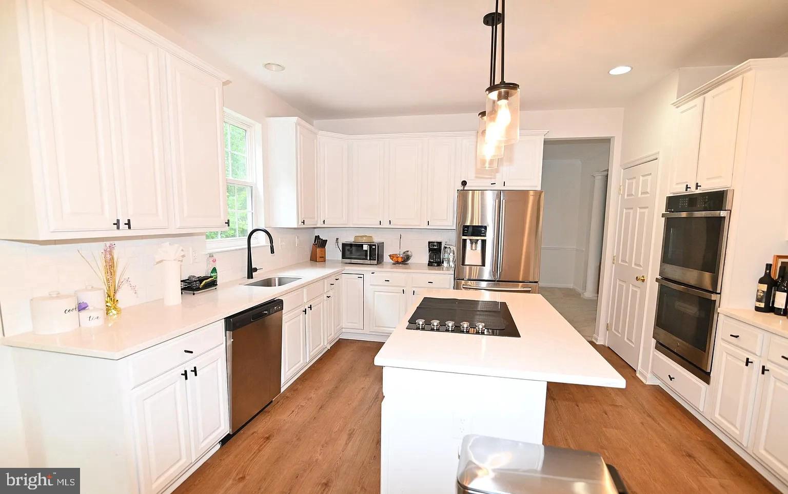 STRAWBERRY HILL EST SUB - Residential Lease