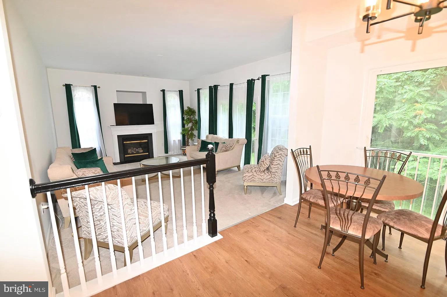 STRAWBERRY HILL EST SUB - Residential Lease