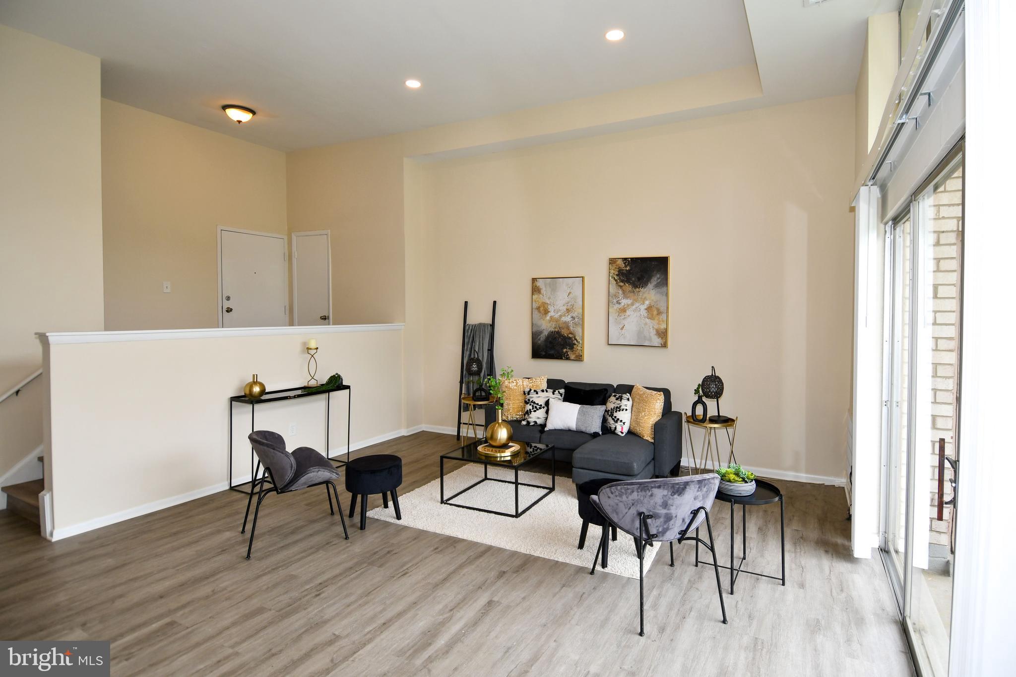 5572 BURNSIDE DRIVE 5572-5