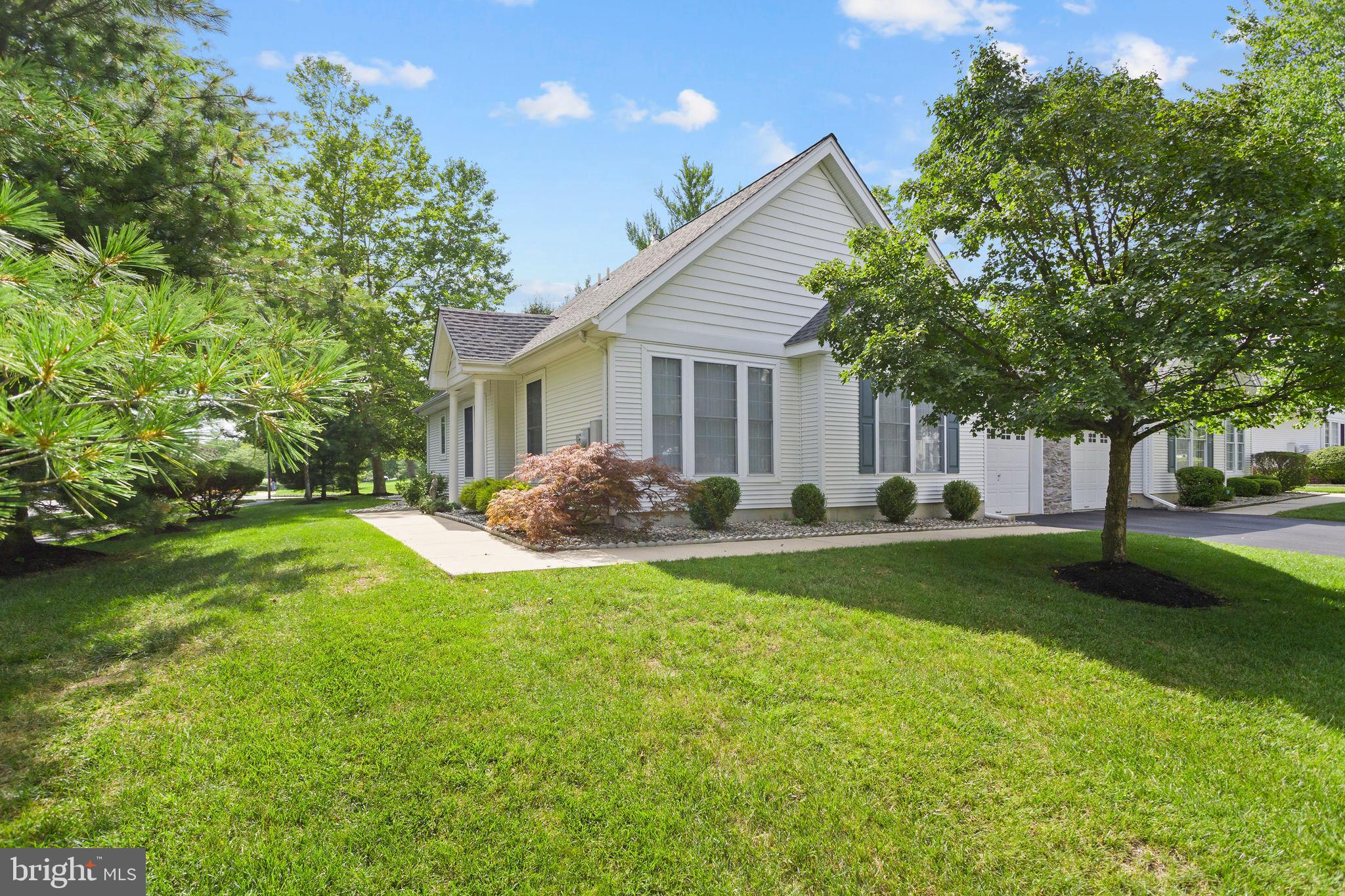 227 BURHOLME DRIVE