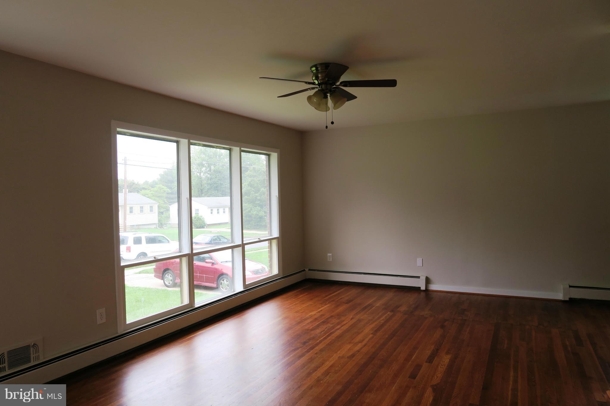 SPORTSMAN PARK - Residential Lease