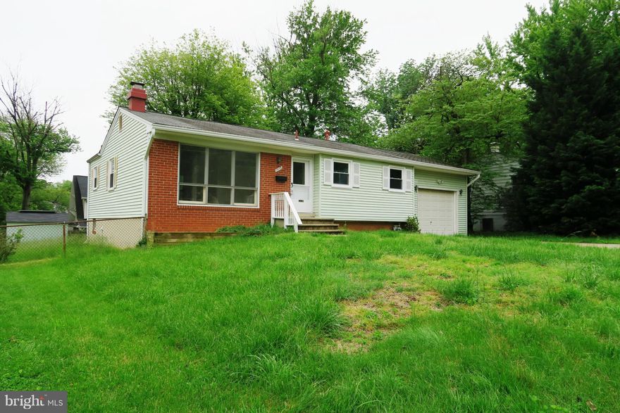 Location.. Location.. close to I-495, I-66, Less than a mile from  Tysons Corner Mall, Metro and Rd 7. Recently renovated with hardwood floor on the main level, Granite counter top, new cabinets and ceramic tiles. 4th room in the basement can be used as a bedroom with full bath. Large Rec Room. Lots of storage. partially Fenced back yard. One car garage.