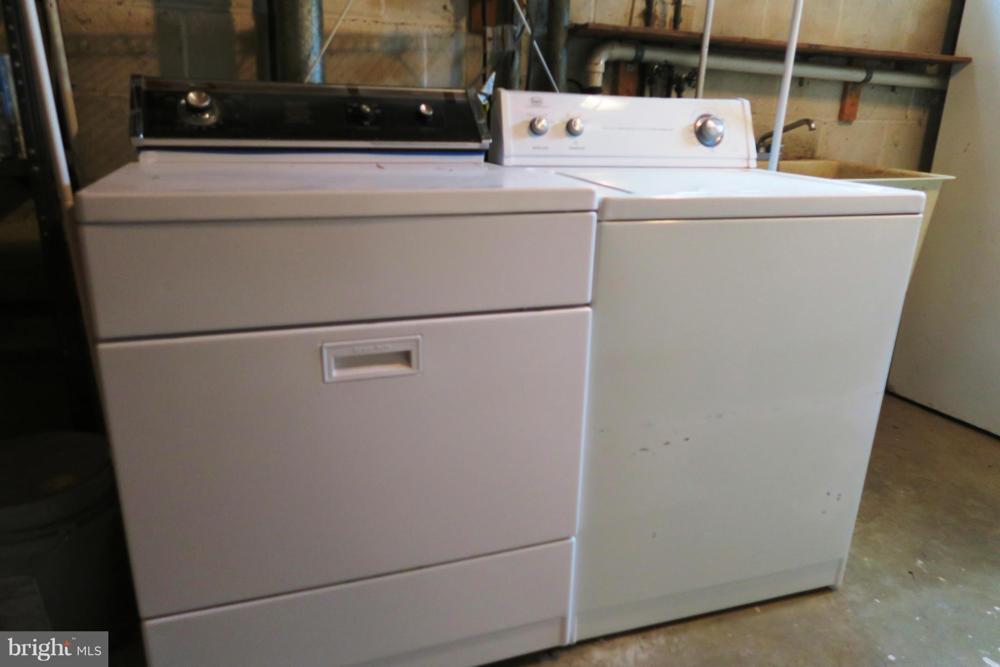 SPORTSMAN PARK - Residential Lease