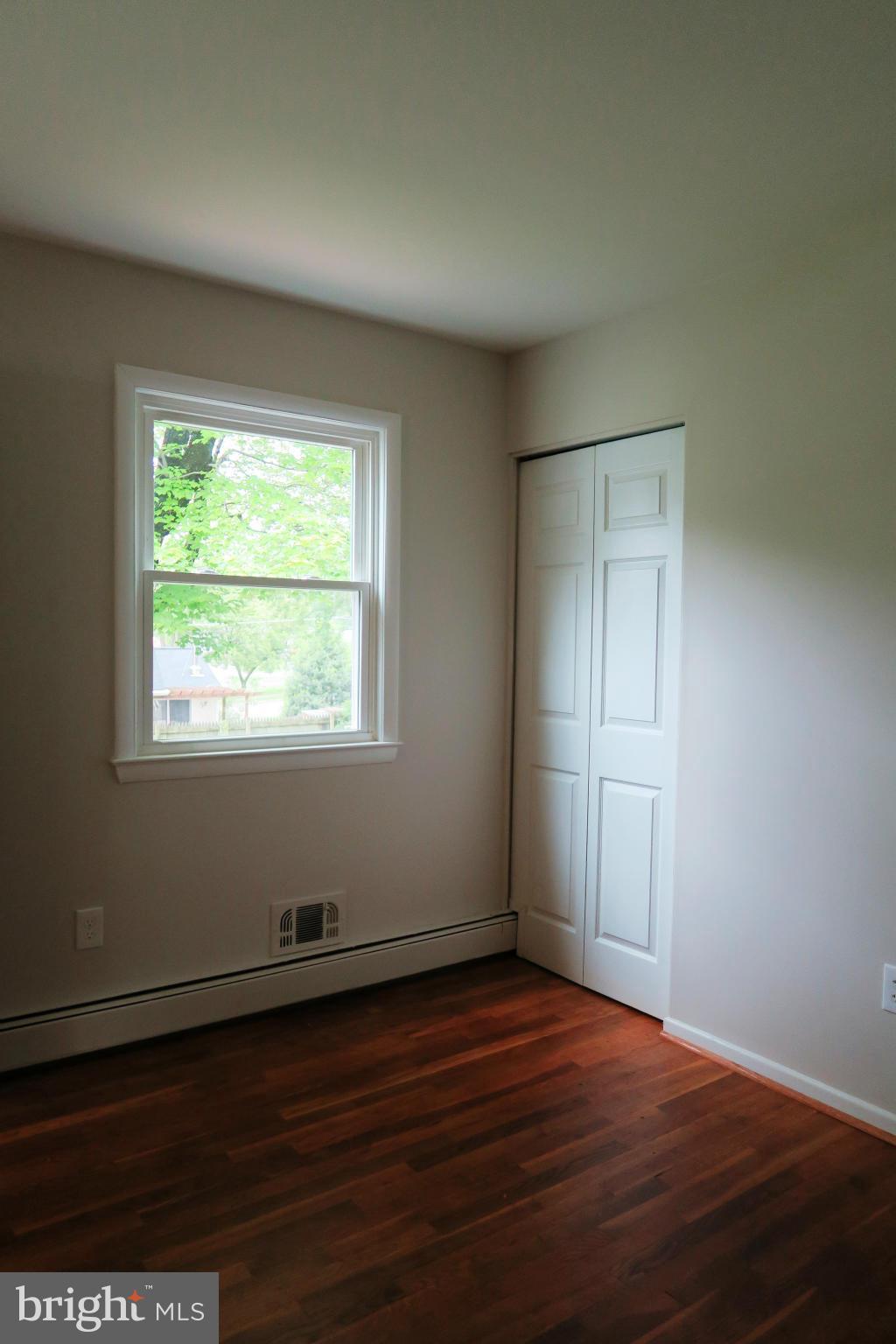 SPORTSMAN PARK - Residential Lease