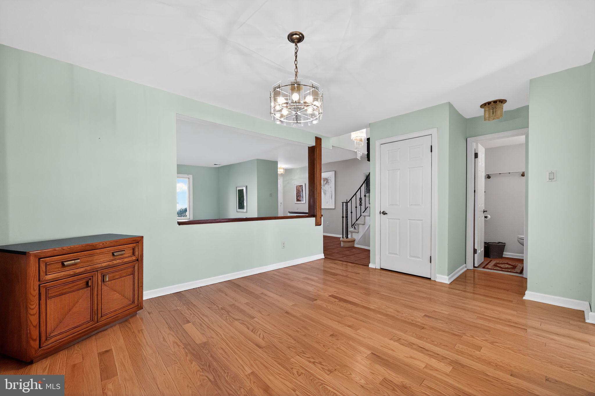 HEADLEY TRACE - Residential