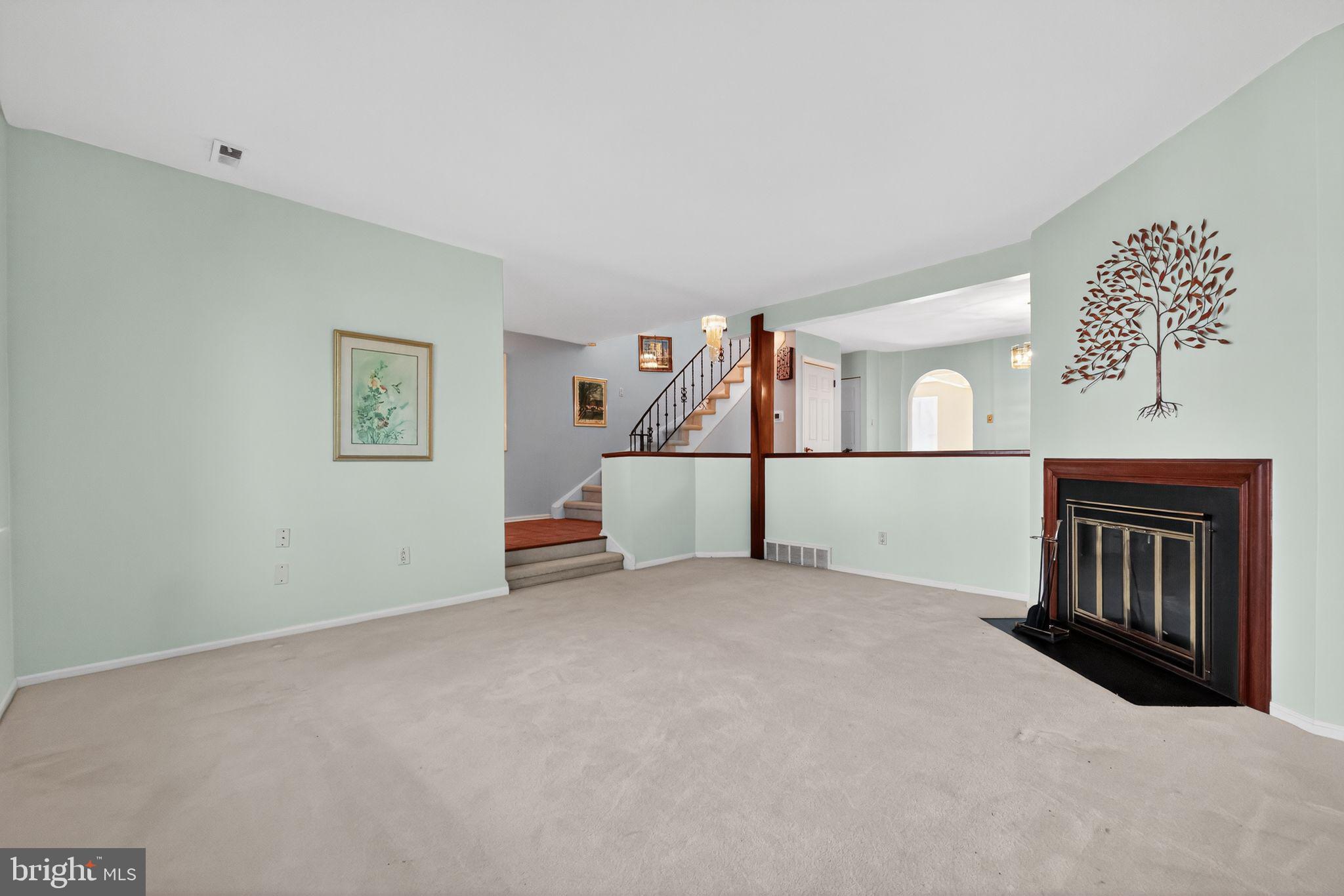 HEADLEY TRACE - Residential