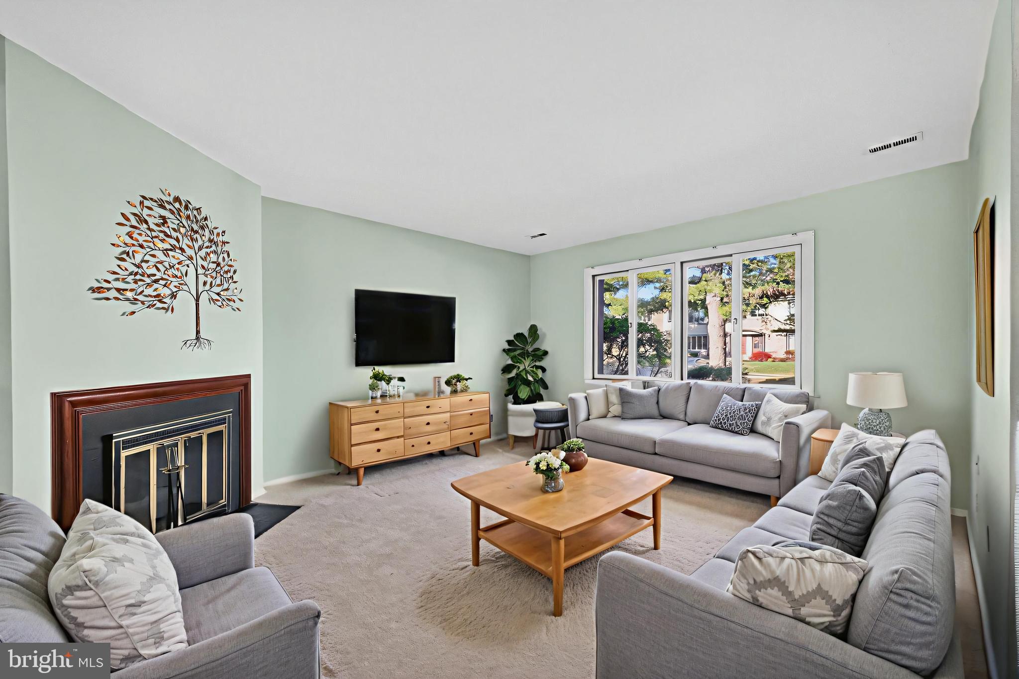 HEADLEY TRACE - Residential