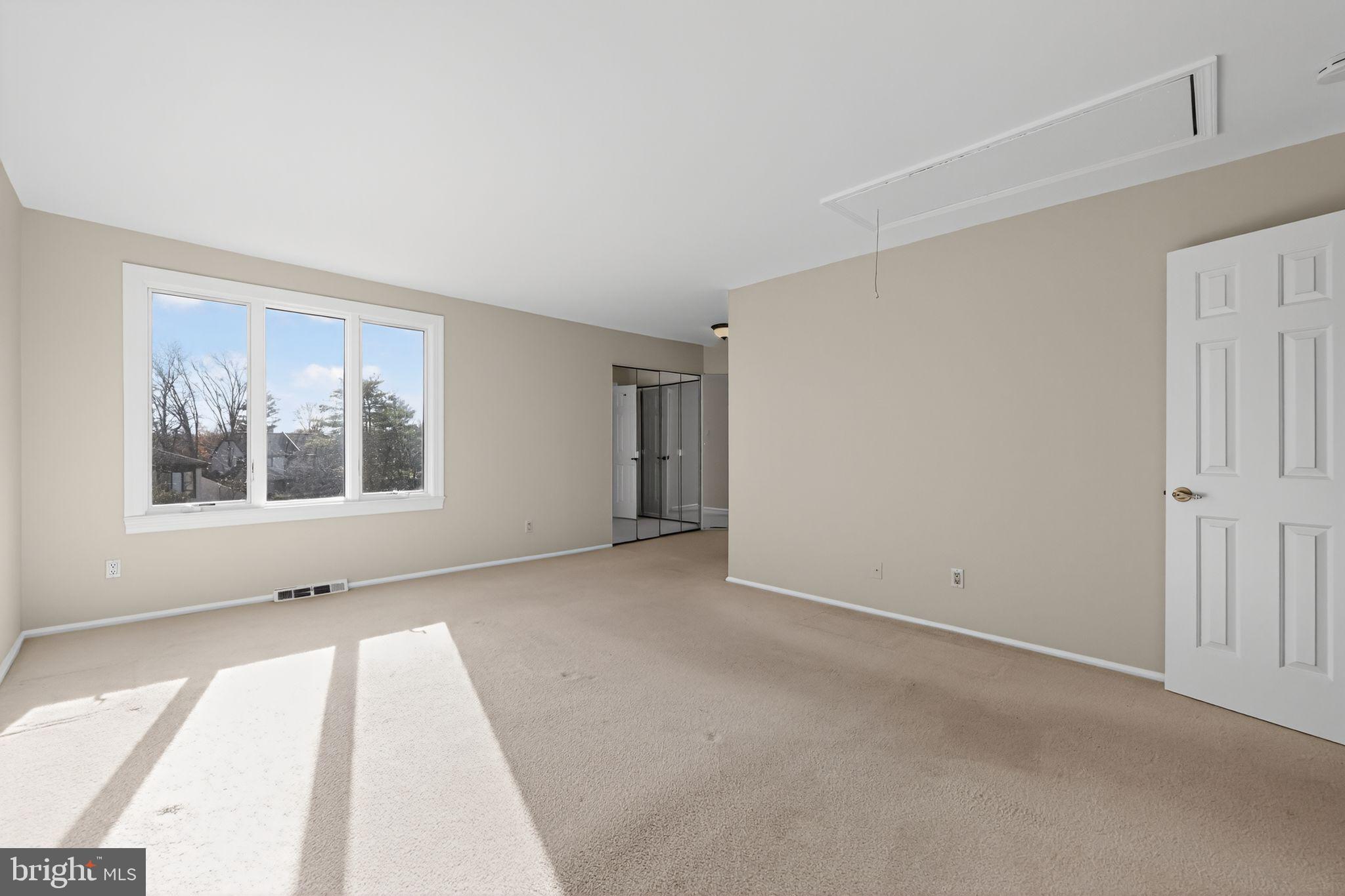 HEADLEY TRACE - Residential