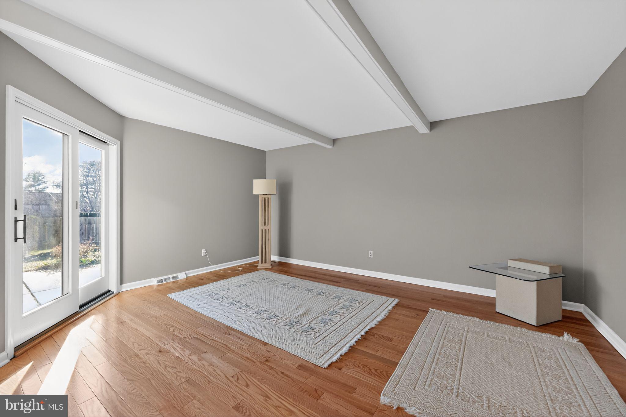 HEADLEY TRACE - Residential