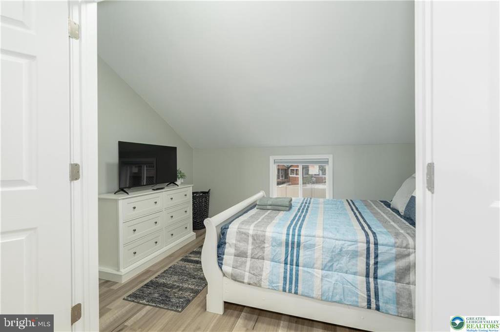 LAKE HARMONY - Residential