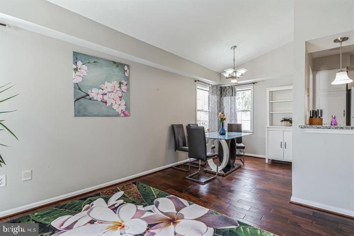 COURTBRIDGE - Residential Lease