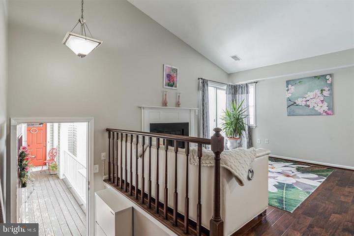 COURTBRIDGE - Residential Lease