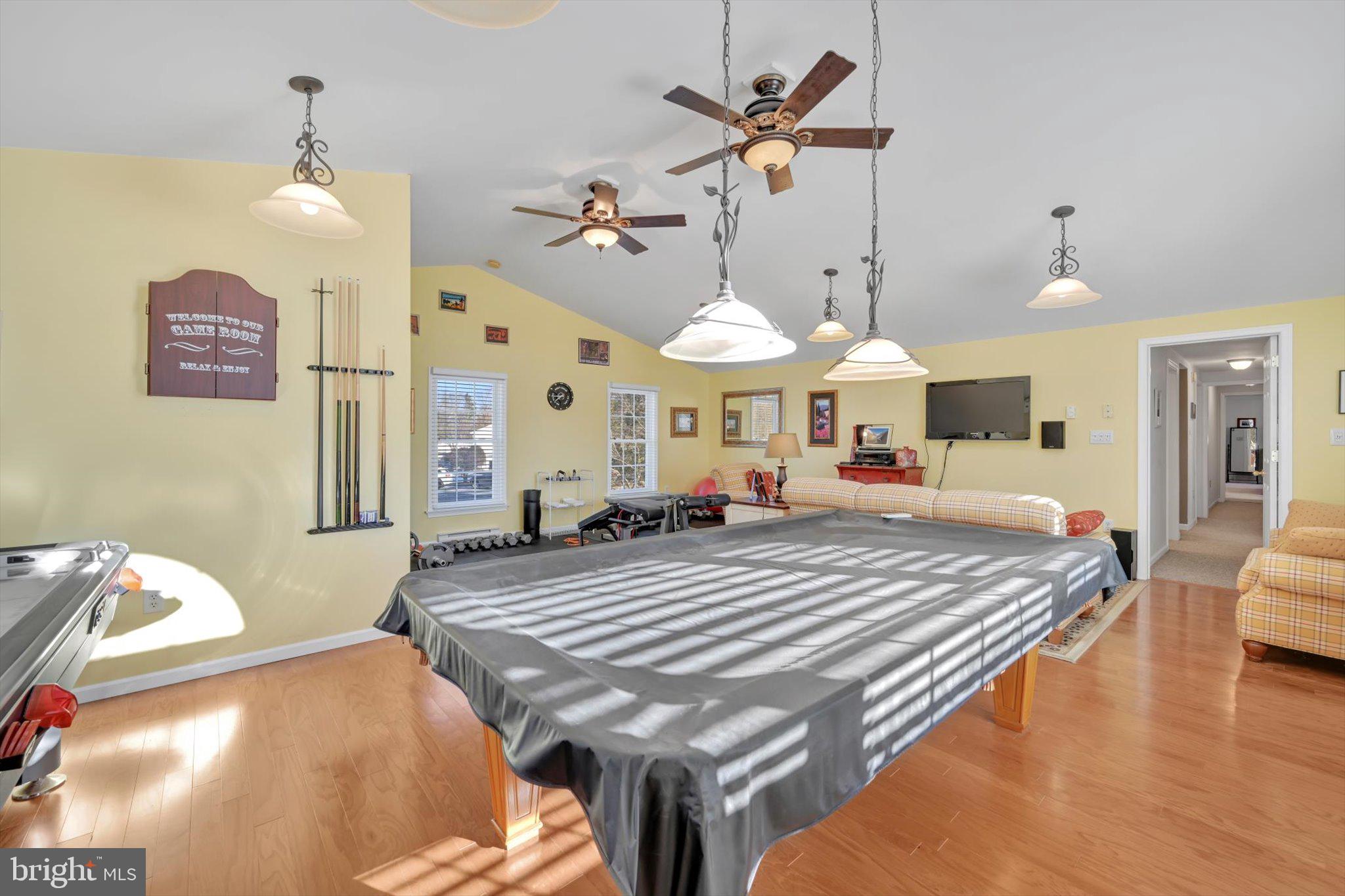 DEER RUN ESTATES - Residential