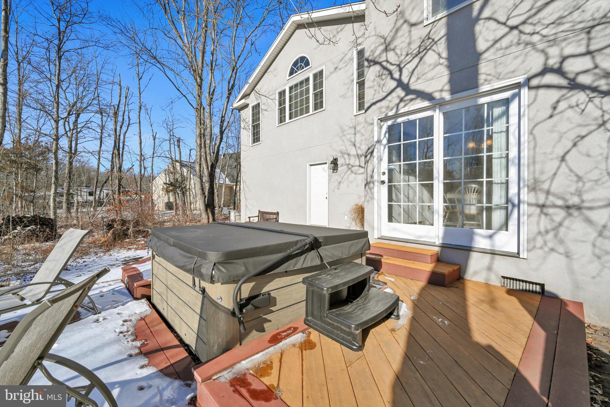 DEER RUN ESTATES - Residential