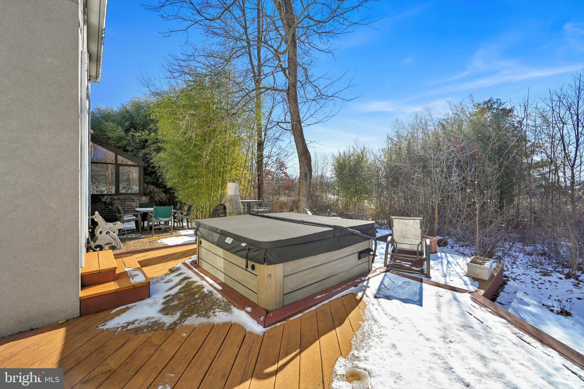 DEER RUN ESTATES - Residential