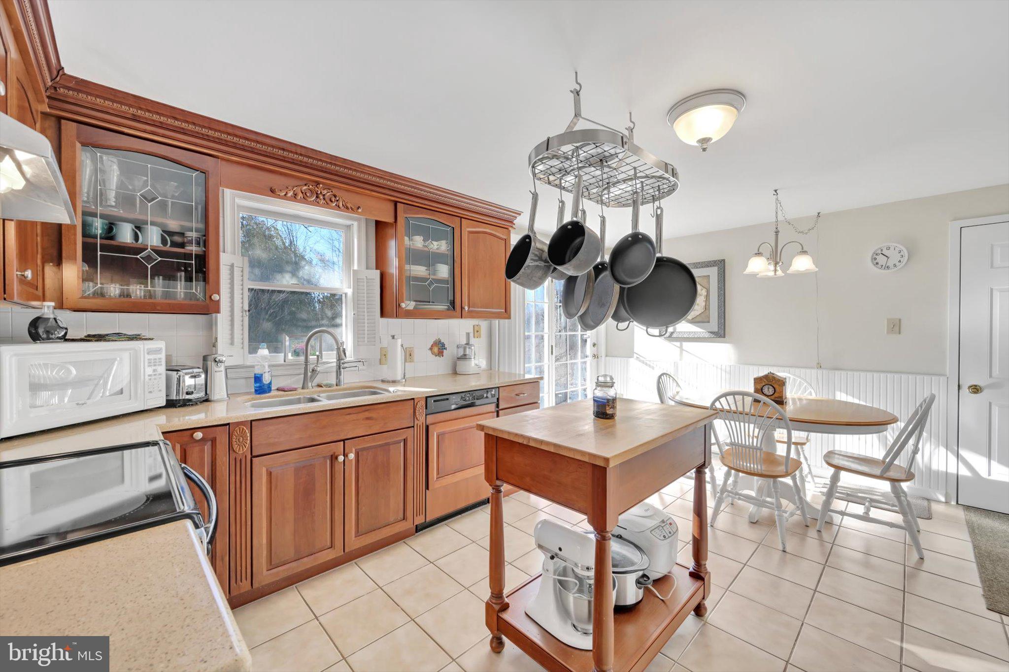 DEER RUN ESTATES - Residential