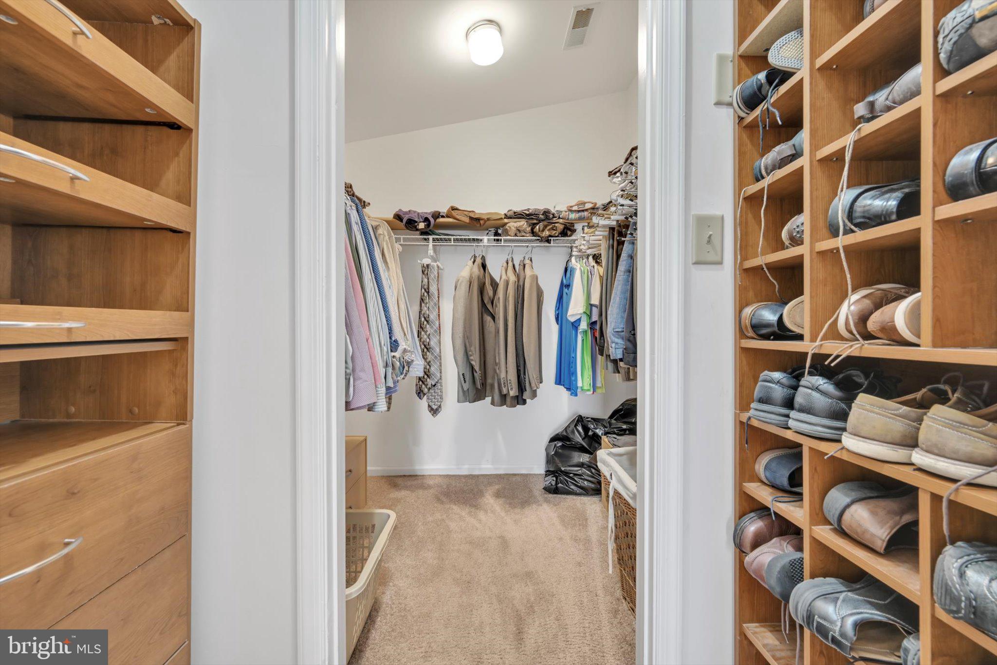 DEER RUN ESTATES - Residential