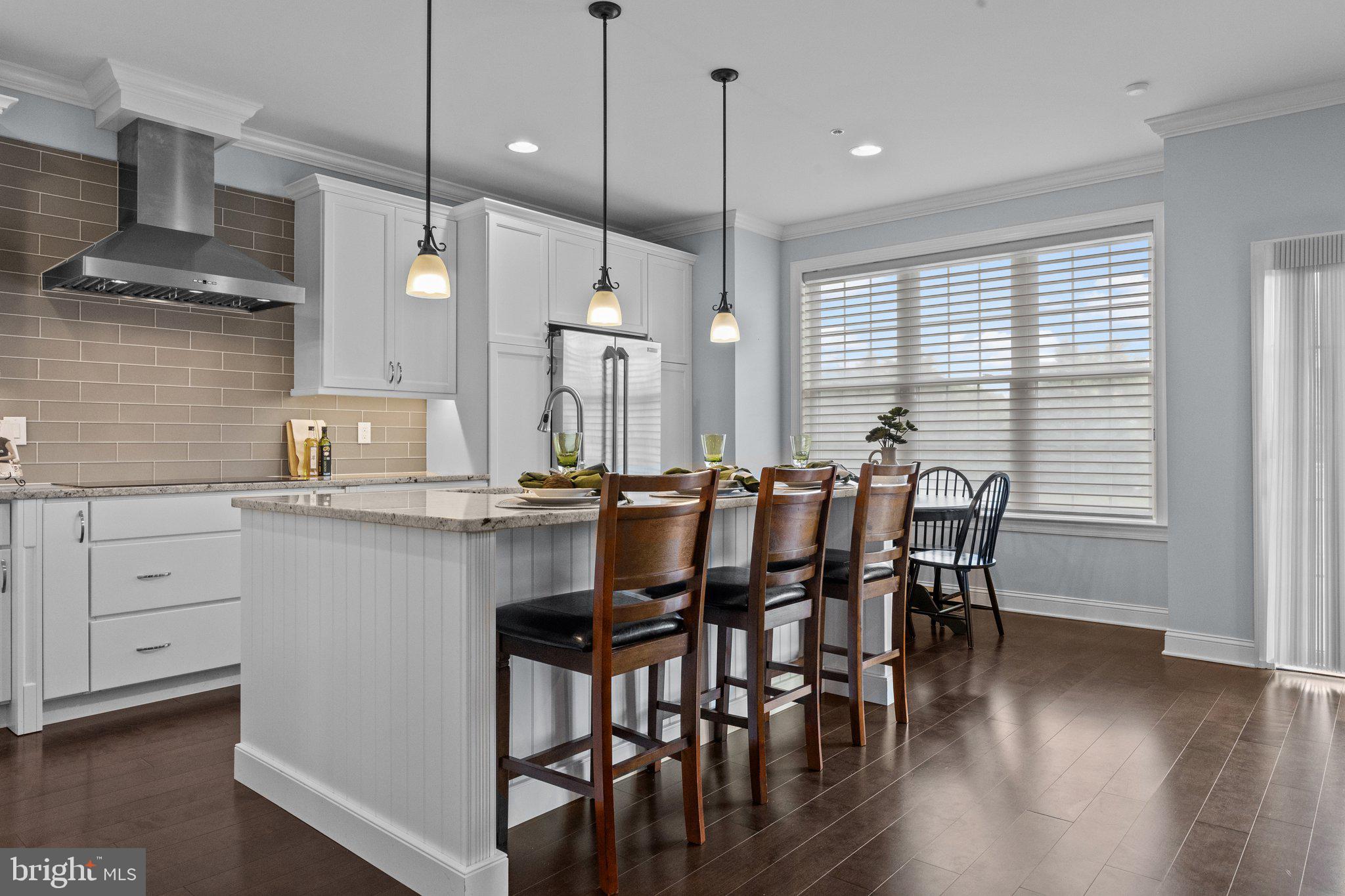 WALDEN SQUARE - Residential