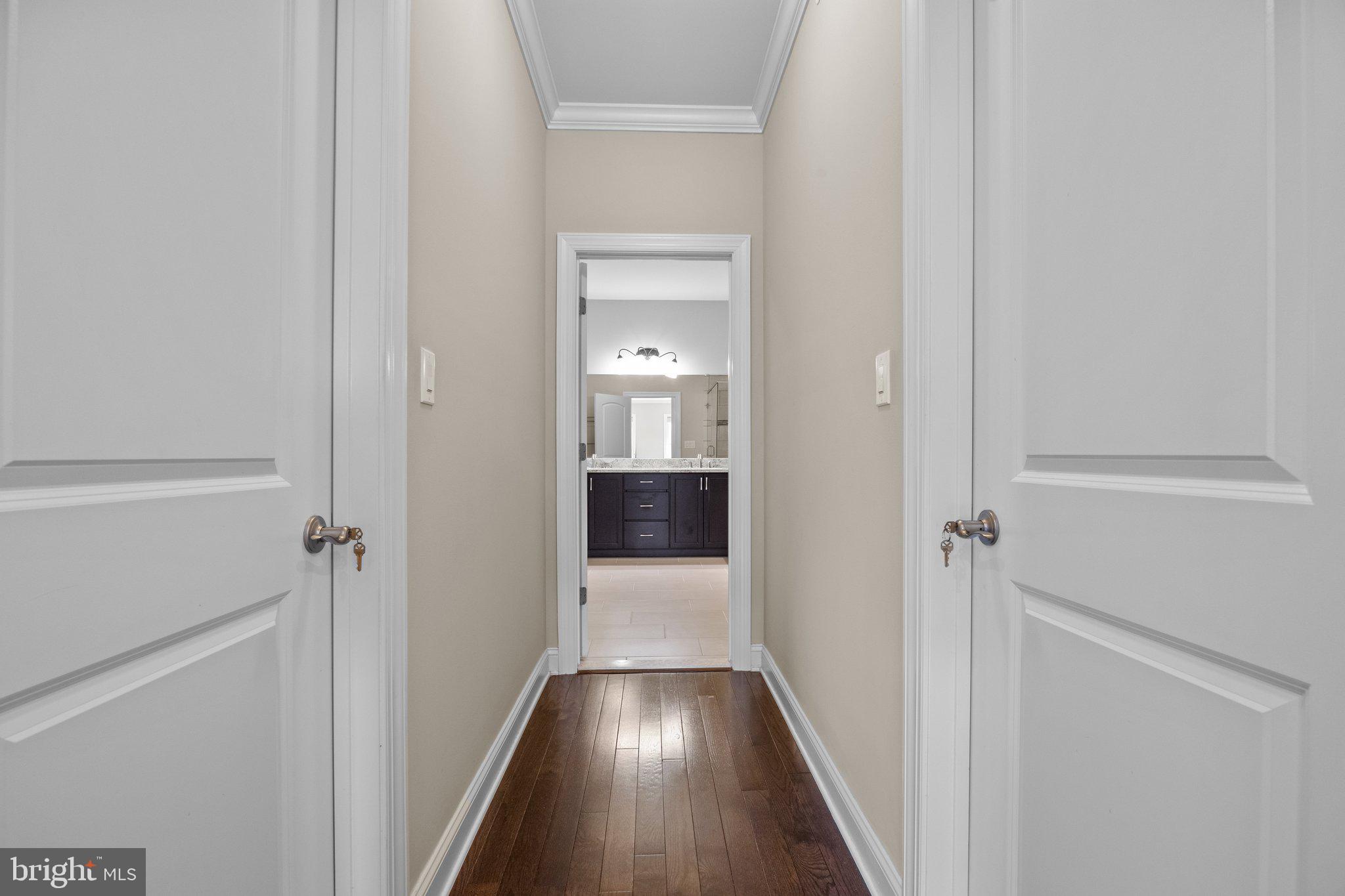 WALDEN SQUARE - Residential