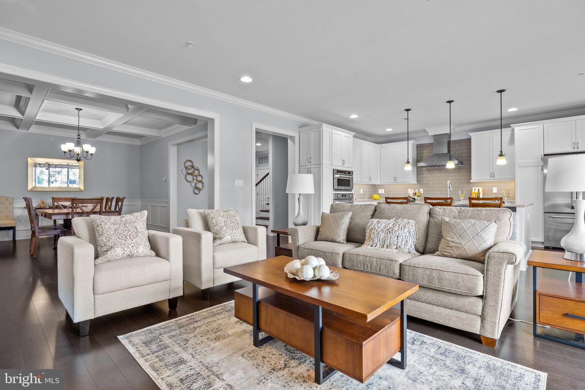 WALDEN SQUARE - Residential