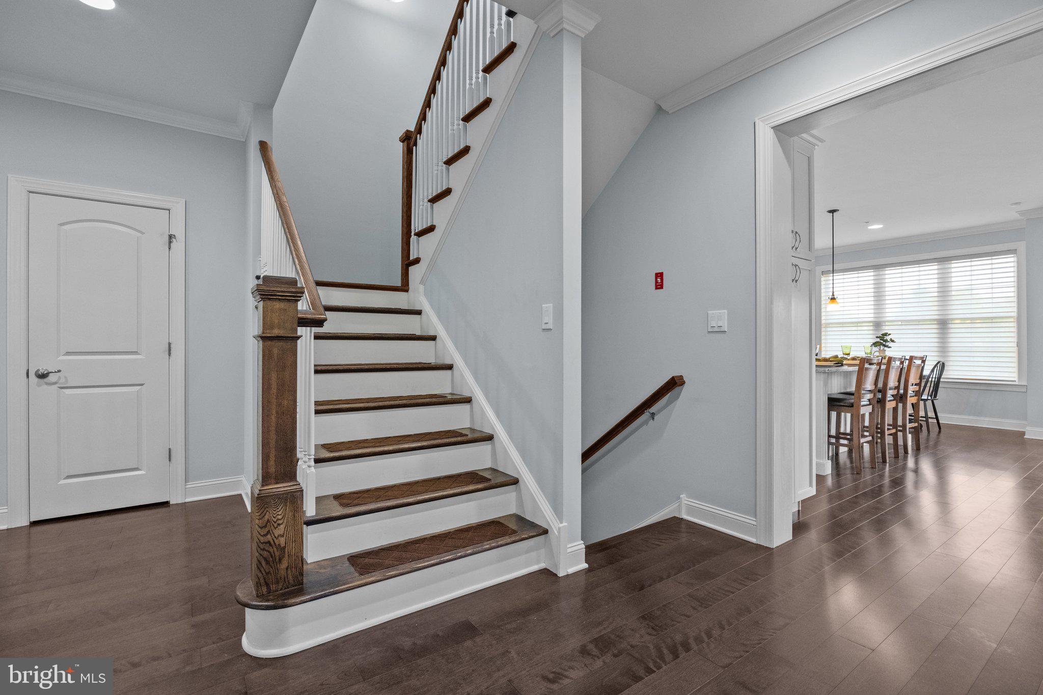 WALDEN SQUARE - Residential