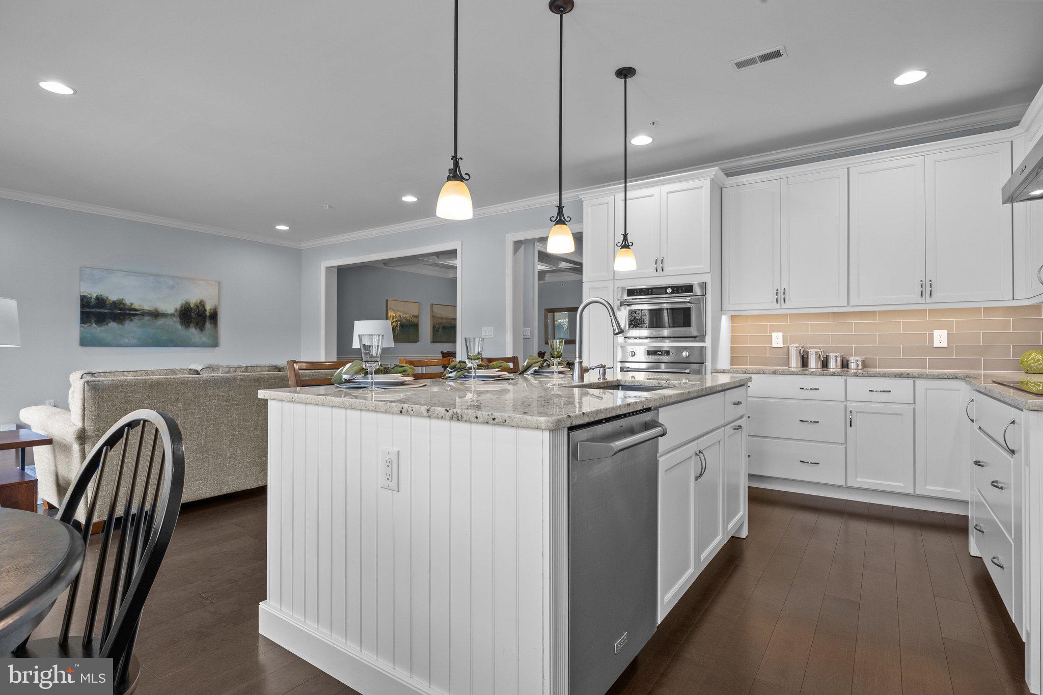 WALDEN SQUARE - Residential