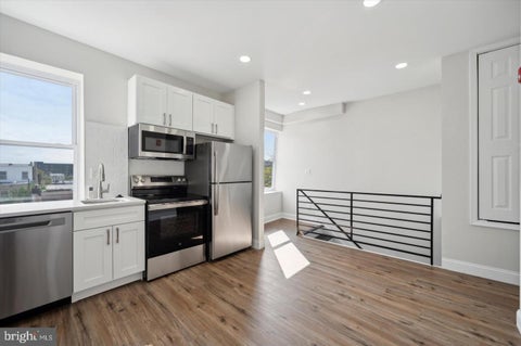 Townhouse For Rent - 1921 N 2nd Street #C<br/> PHILADELPHIA, PA 19122