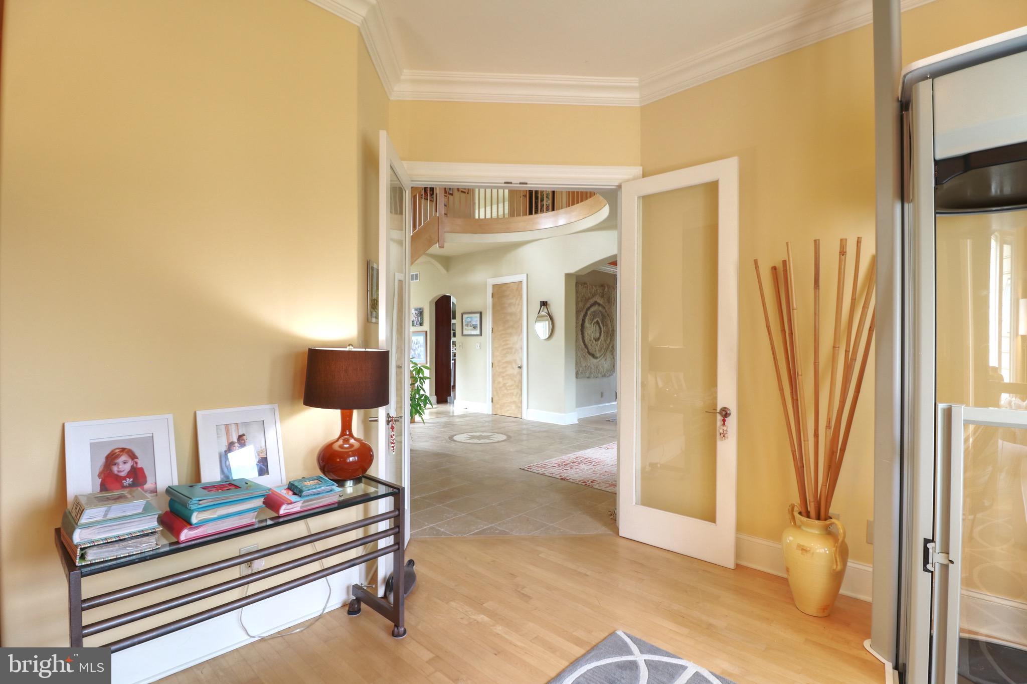 CHARLESTOWN - Residential