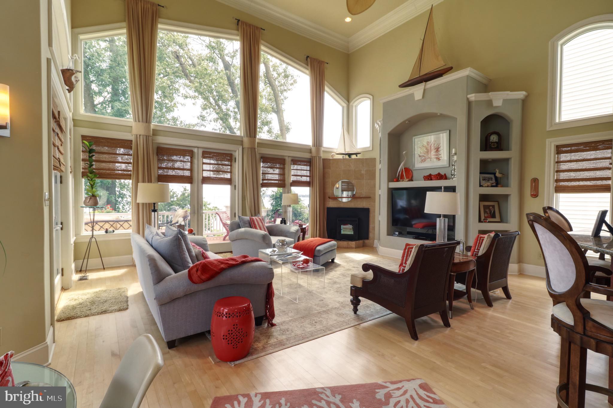 CHARLESTOWN - Residential