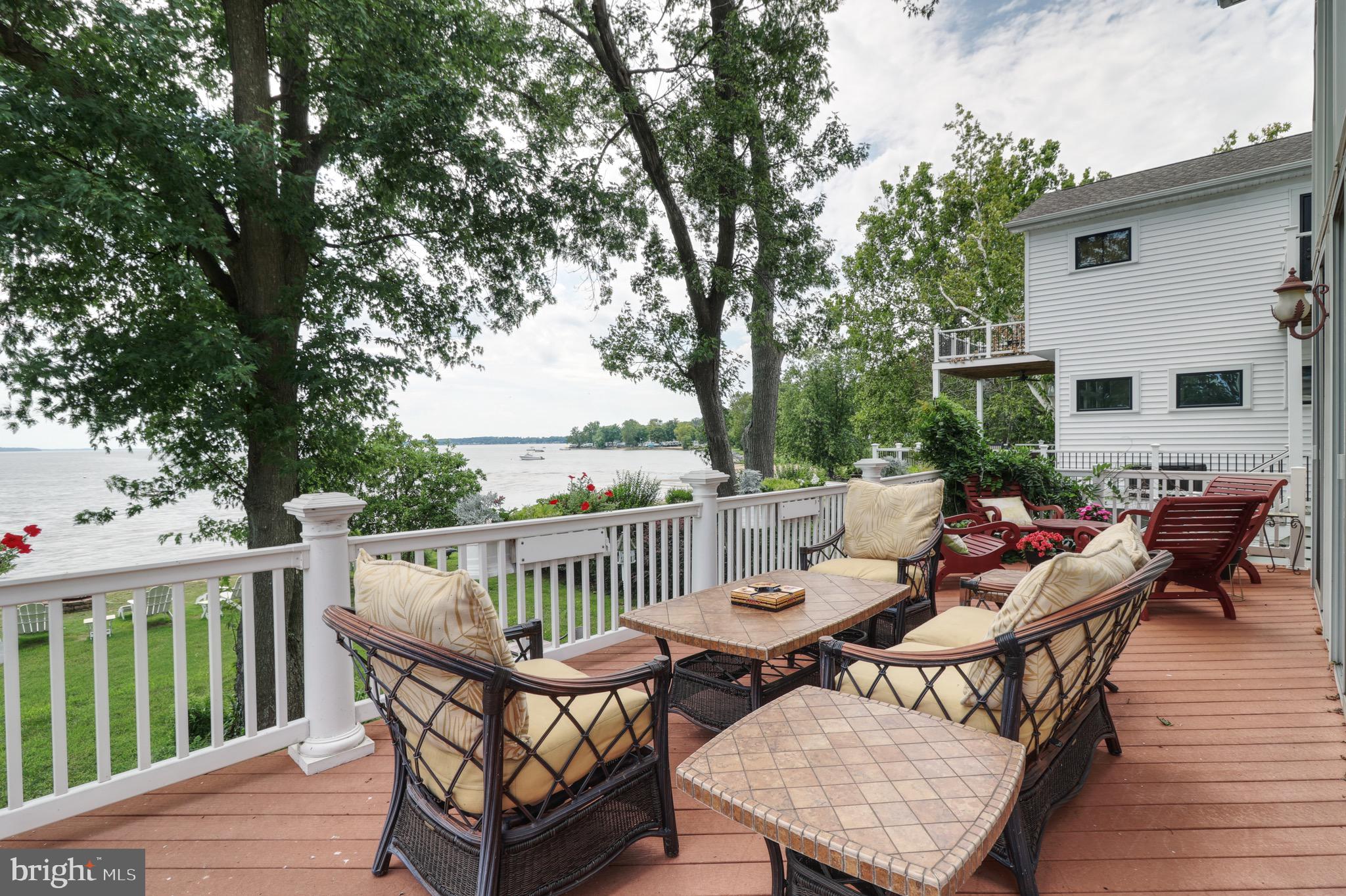 CHARLESTOWN - Residential