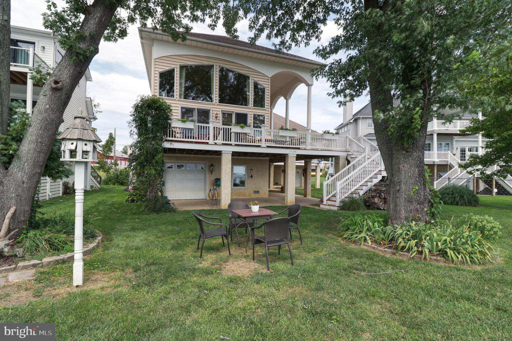 CHARLESTOWN - Residential