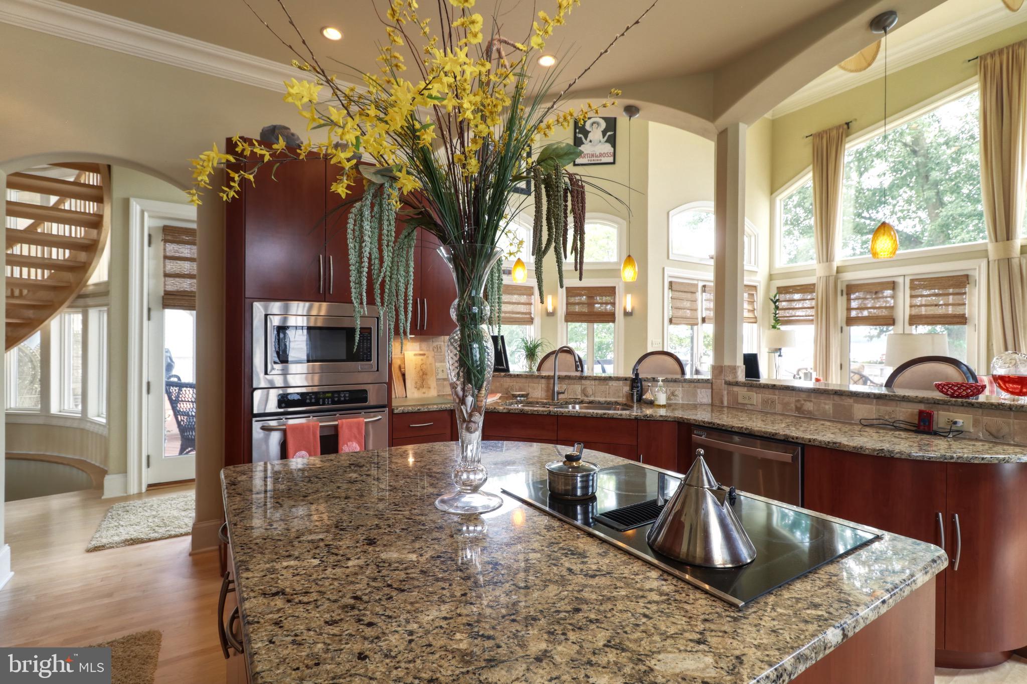 CHARLESTOWN - Residential